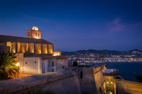 Visite de nuit d'Ibiza et de Dalt Vila